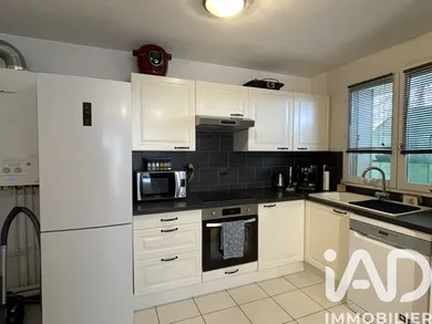 Apartment in Savigny-le-Temple (77176)
