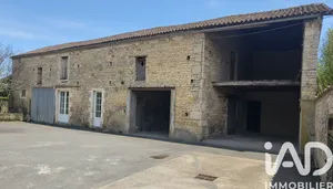 Maison de ville à Villefagnan (16240)