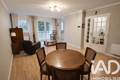 Apartment in Lambersart (59130)