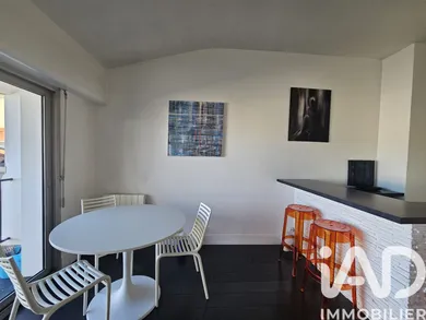 Apartment in La Rochelle (17000)