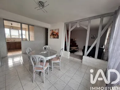 Duplex in Les Damps (27340)
