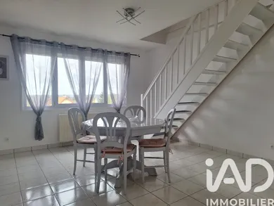 Duplex in Les Damps (27340)