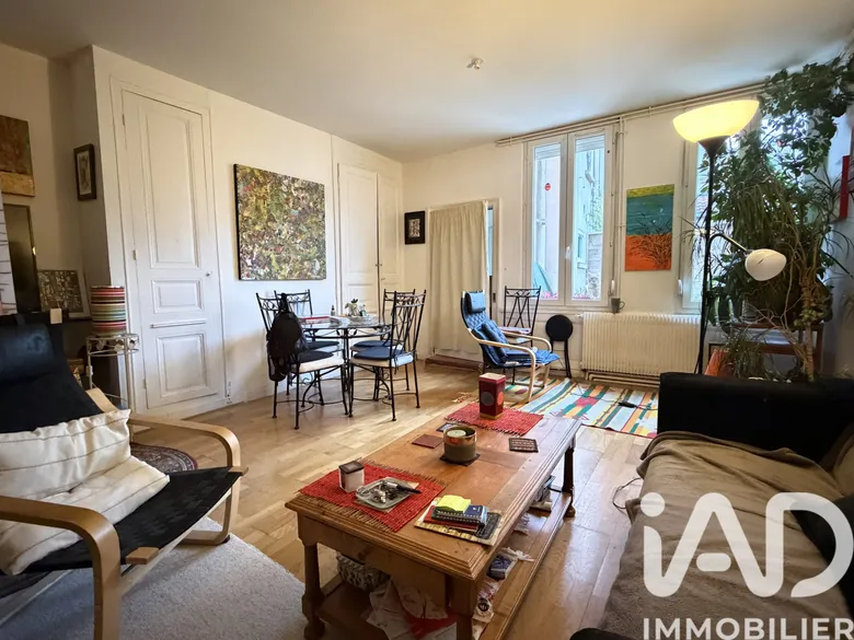 Immeuble 4 pièces 251 m² · à Châlons-en-Champagne · 251,3 m² · 189 000 €