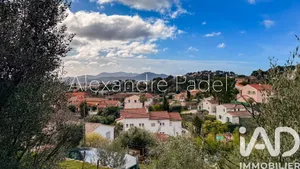 Maison à Ollioules (83190)