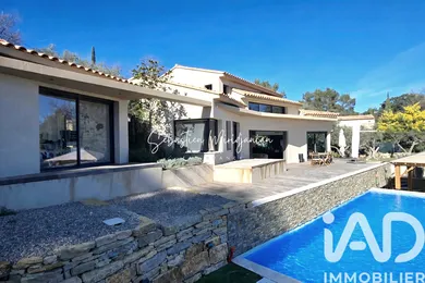 Architectural house in Solliès-Ville (83210)