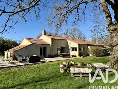 Longere in Saint-Étienne-de-Montluc (44360)