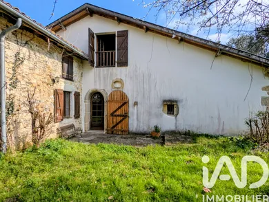 Demeure à Saint-Étienne-d'Orthe (40300)