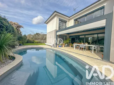 Maison à SAINT-MEDARD-EN-JALLES (33160)