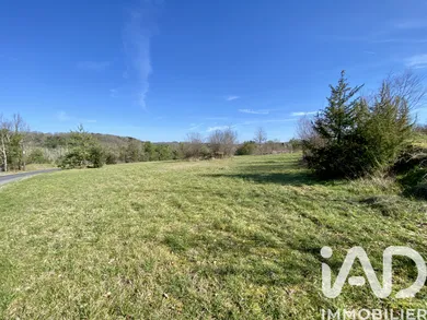 Terrain à Saint-Cybranet (24250)