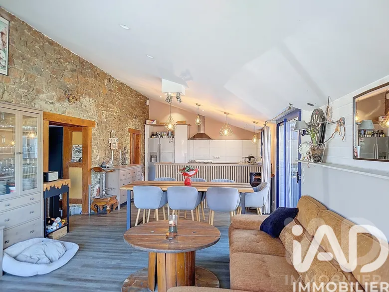 Maison 4 pièces 120 m² · à Saint-Père-Marc-en-Poulet · 120 m² · 364 000 €