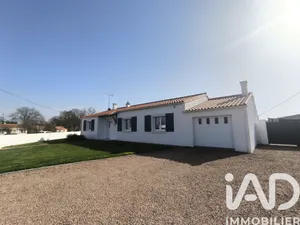 House in La Boissière-des-Landes (85430)