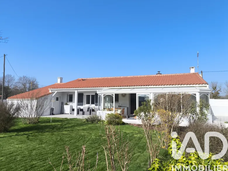 Maison 5 pièces 110 m² · à La Boissière-des-Landes · 110 m² · 279 900 €