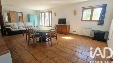 Maison de campagne à Saint-Christol (84390)