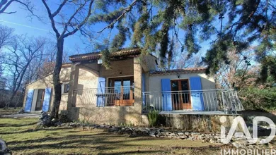 Maison de campagne à Saint-Christol (84390)