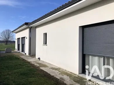 House in ABZAC (33230)