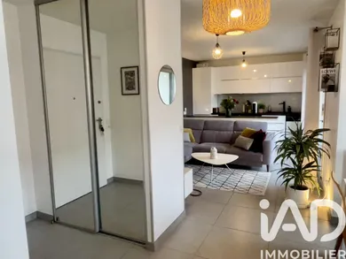 Apartment in Brie-Comte-Robert (77170)