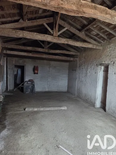 Grange à Cars (33390)