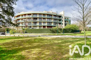 Apartment in Le Vésinet (78110)