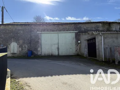 Maison à Saint-Pierre-La-Noue (17700)