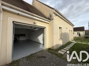 Maison traditionnelle à La Grande-Paroisse (77130)