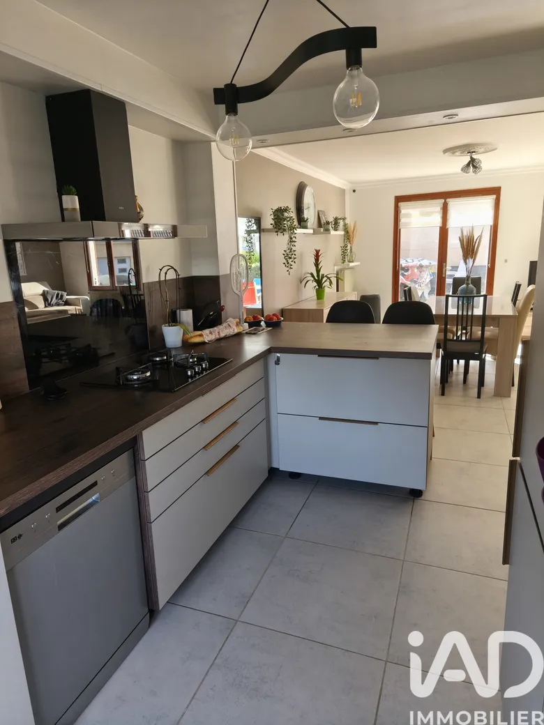 Maison 5 pièces 90 m² · à Châlons-en-Champagne · 90 m² · 192 000 €