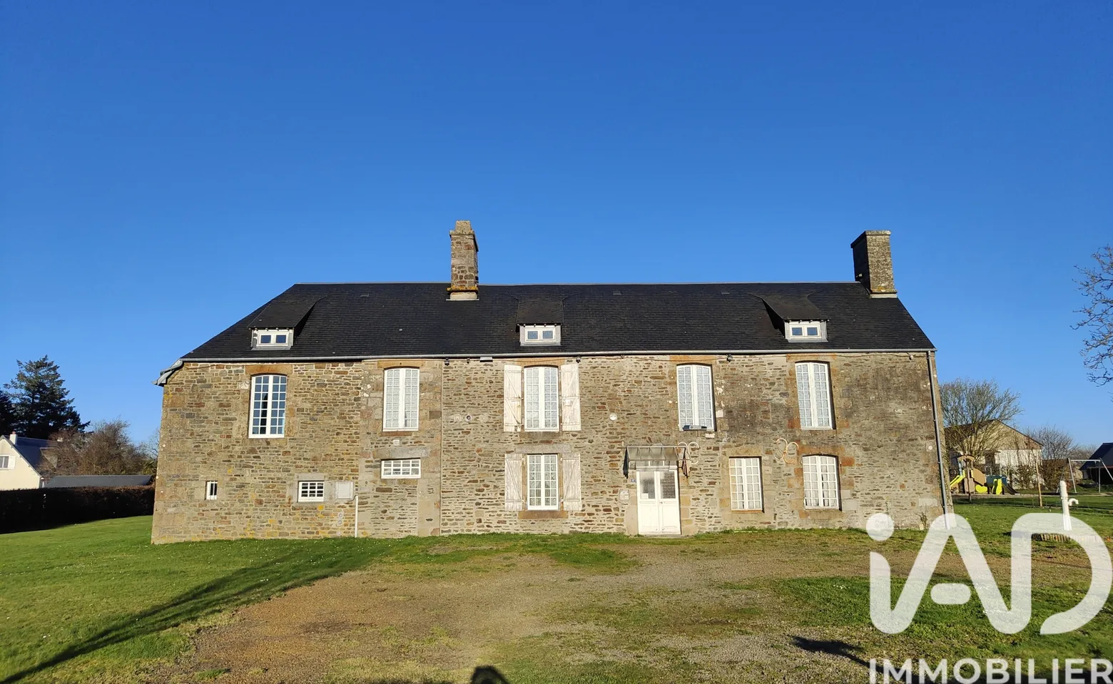 Vente maison à Vire (14500) : maison 6 pièces 206 m² — 6
