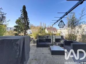 Apartment in Mennecy (91540)
