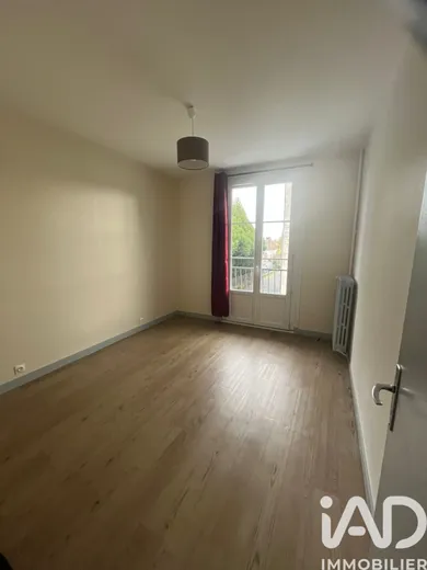 Appartement à Saint-Cyr-sur-Loire (37540)