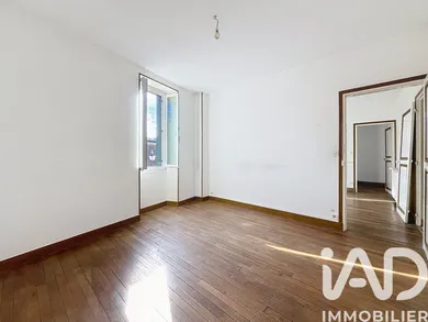 Immeuble à Mailly-la-Ville (89270)
