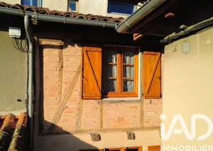 Townhouse in Figeac (46100)