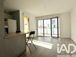 Apartment in Bouguenais (44340)
