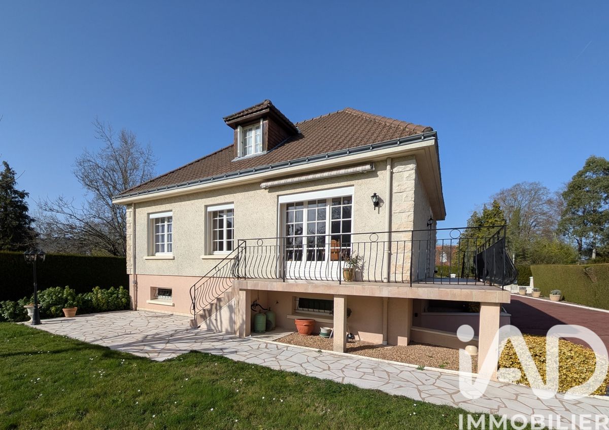 maison à Mettray