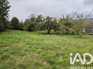 Terrain à bâtir à Plougonven (29640)