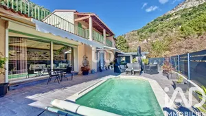 Maison traditionnelle à Castellar (06500)