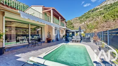 Maison traditionnelle à Castellar (06500)