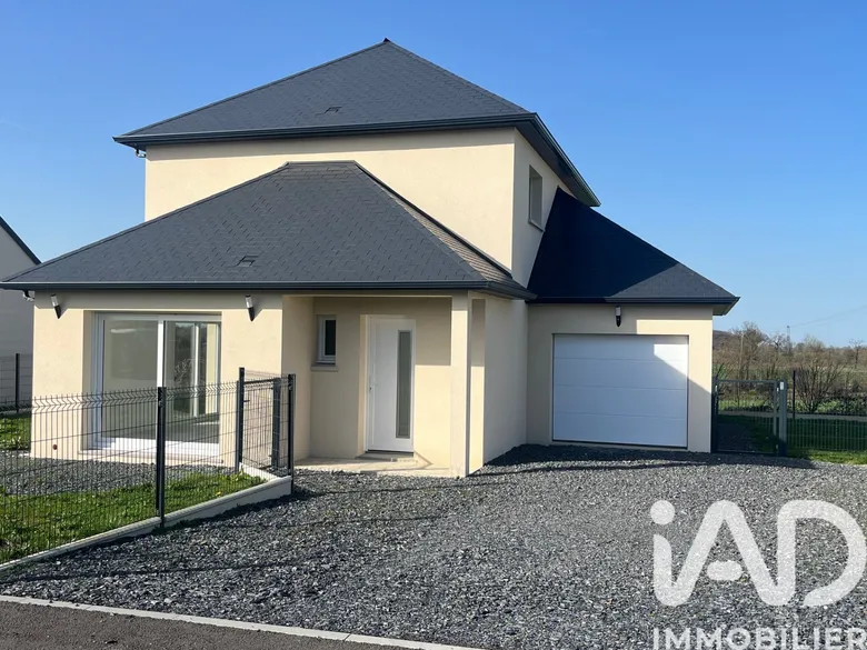 Maison 6 pièces 115 m² · à Saint-André-de-l'Épine · 115 m² · 285 000 €
