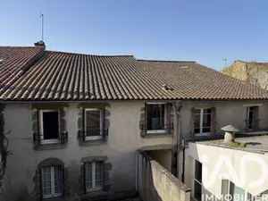 Townhouse in La Châtaigneraie (85120)