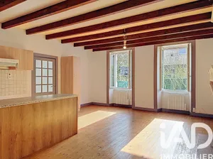 Maison à Saint-Simon-de-Bordes (17500)