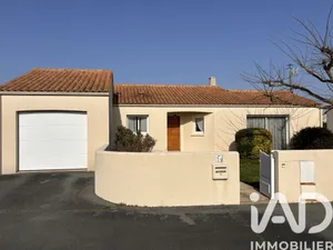 House in Sainte-Soulle (17220)