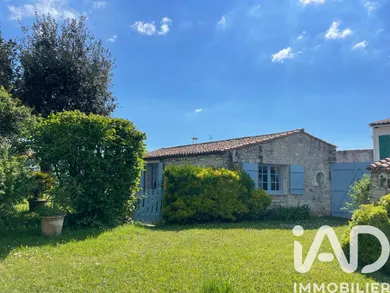 Traditional house in La Flotte (17630)