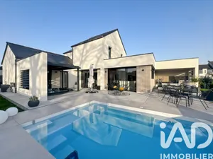 Maison à La Gouesnière (35350)