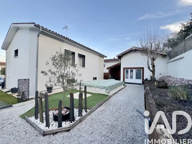 House in Le Passage (47520)