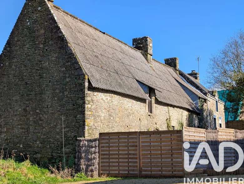 Maison 8 pièces 350 m² · à Landévant · 350 m² · 260 000 €