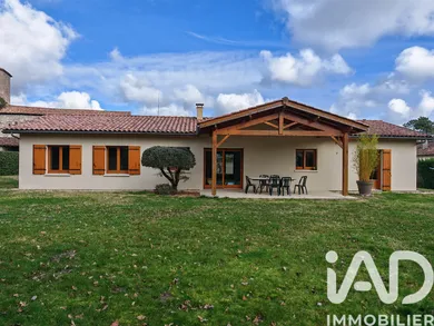 House in Houeillès (47420)