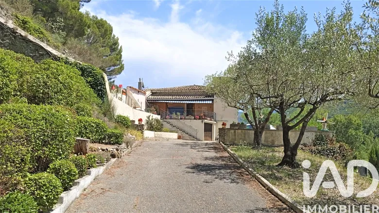Maison 15 pièces 420 m² · à La Bégude-de-Mazenc · 420 m² · 430 000 €