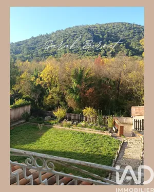 Maison de village à La Roquebrussanne (83136)