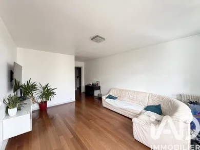 Apartment in Ris-Orangis (91130)