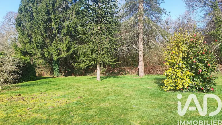 Terrain à bâtir à Le Faouët (56320) · 27 500 €
