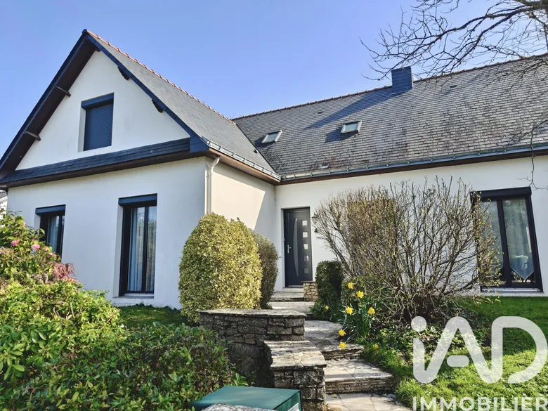 Maison 7 pièces 161 m² · à Sautron · 161 m² · 496 400 €