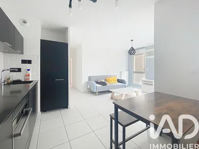 Apartment in Villeurbanne (69100)
